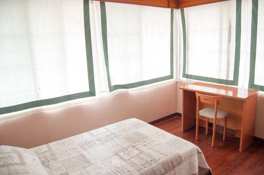 Hostal La Frontera Ferrol Extérieur photo