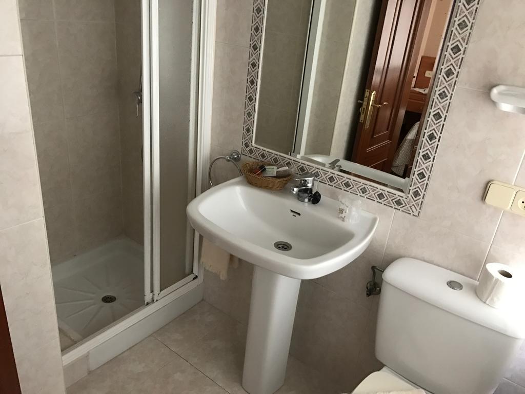 Hostal La Frontera Ferrol Extérieur photo