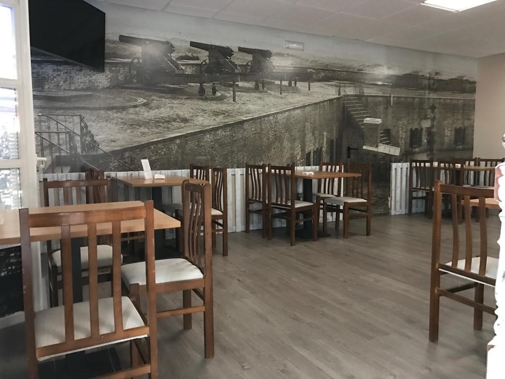 Hostal La Frontera Ferrol Extérieur photo